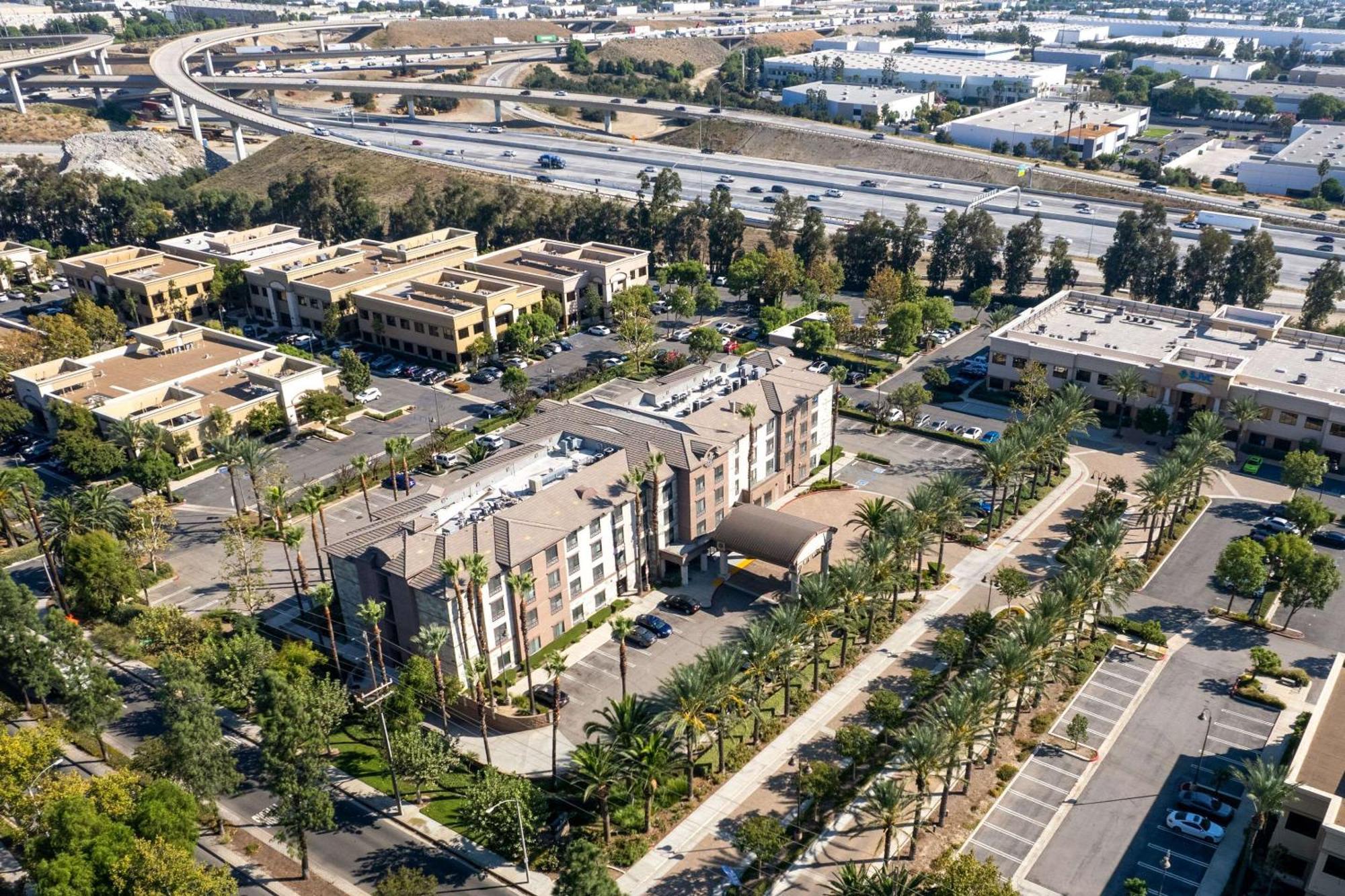 Country Inn & Suites By Radisson, Ontario At Ontario Mills, Ca Eksteriør bilde